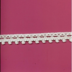 5 Yds   5/8"    White Crochet Cluny   3135