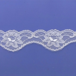 50 Yds  2 1/8" Off White Scalloped  Lace 4786 