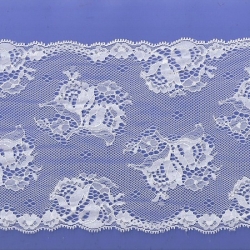 5 Yds   6 1/2" White  Lace  4821  